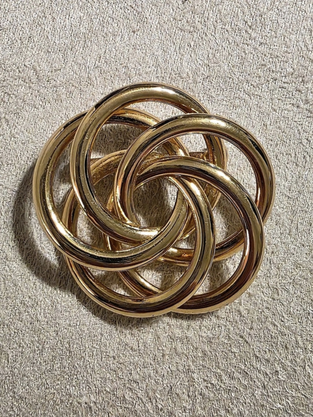 Vintage Signed Napier Gold Tone Interlocking Love Knot Swirl Brooch